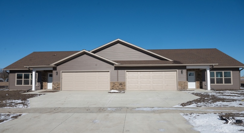 2214 Red Bird Ln. Fairmont